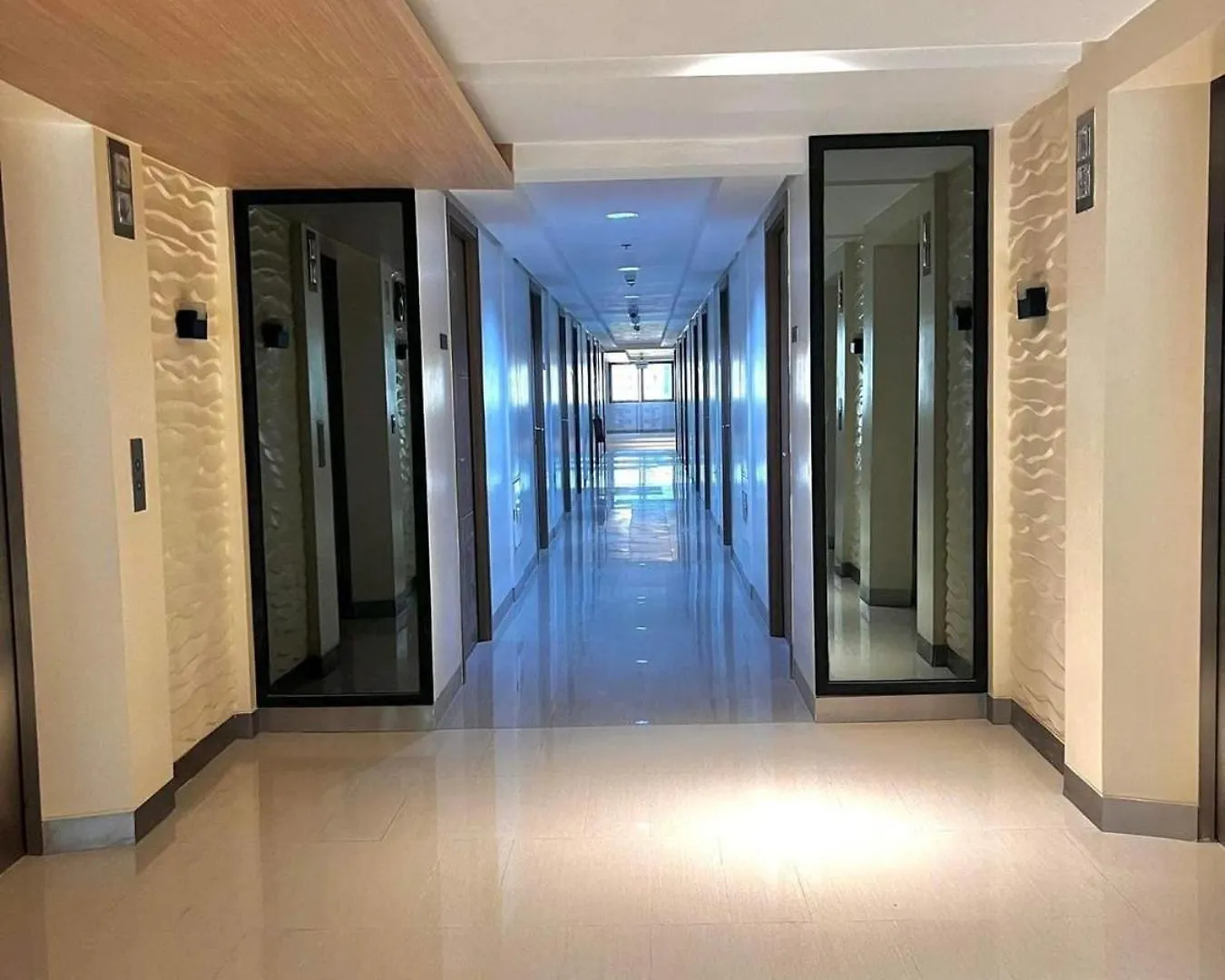 Shore 2 Residences High Speed Internet Walking Distance To Moa And Ikea Manila