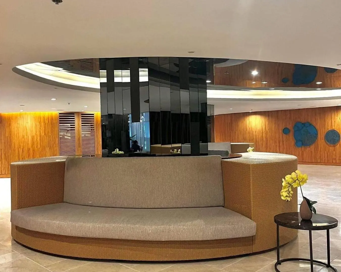 Apartment Shore 2 Residences High Speed Internet Walking Distance To Moa And Ikea Manila Philippines
